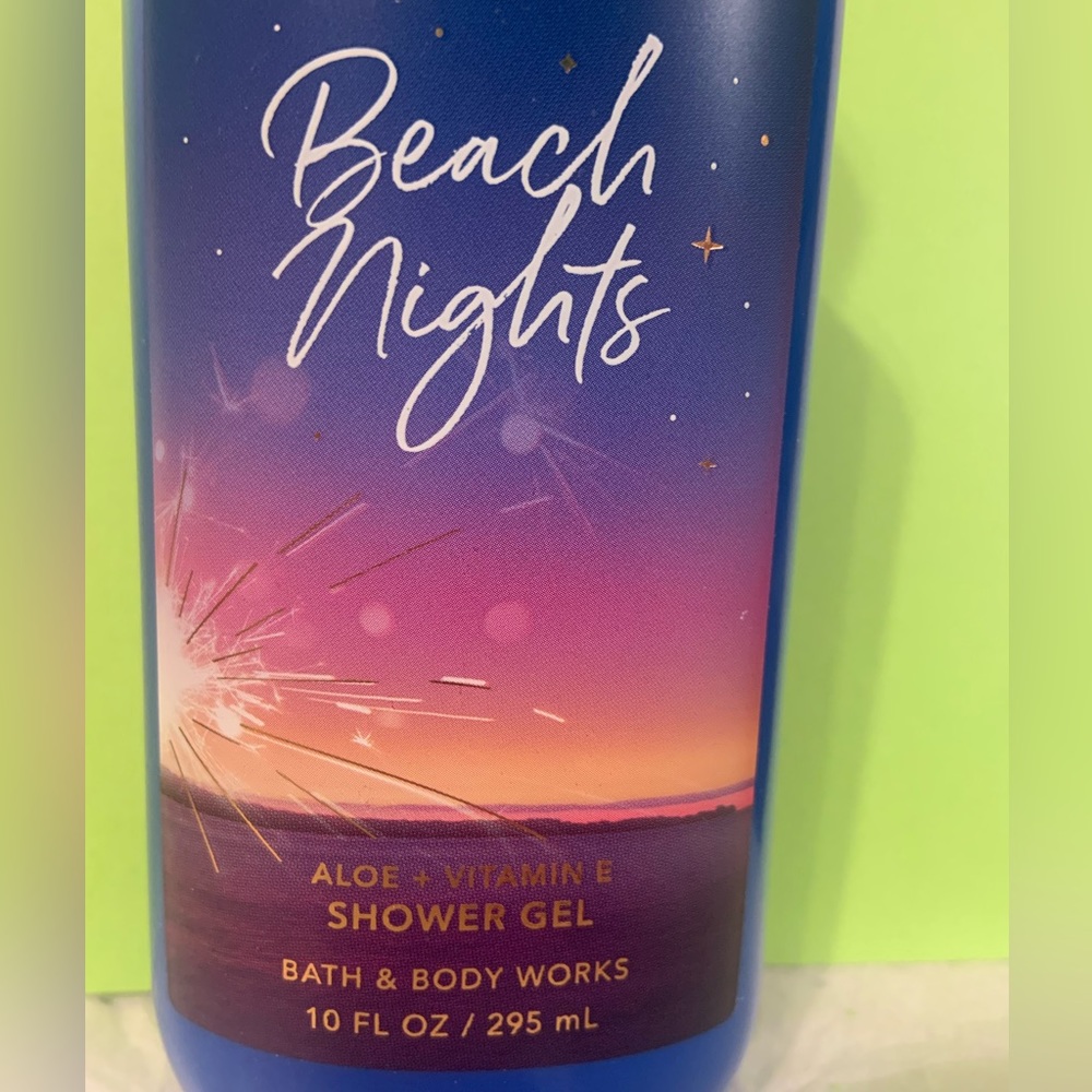 Bath and Bodyworks Beach Nights shower gel